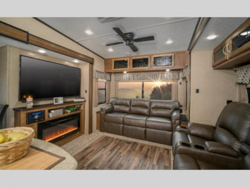 Coachmen Chaparral Fifth Wheel Living Room