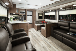 Find spacious accommodations for extra family with an RV.  Check out Byerly RV in Eureka, MO for details