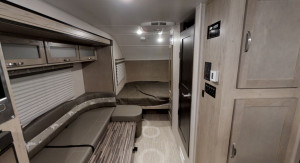 RV under 3000 pounds